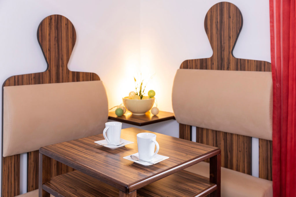 clinic-exc-wue-lounge_kaffee